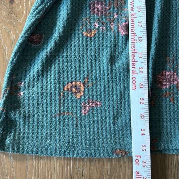 TORRID Womens 3X Waffle knit Top Shirt Green Floral Crew Neck cottagecore Cotton - Picture 6 of 9